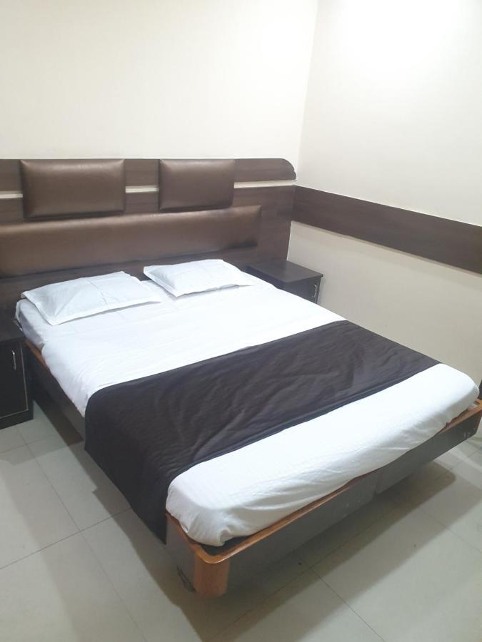Hotel Anmol アンビカプル エクステリア 写真
