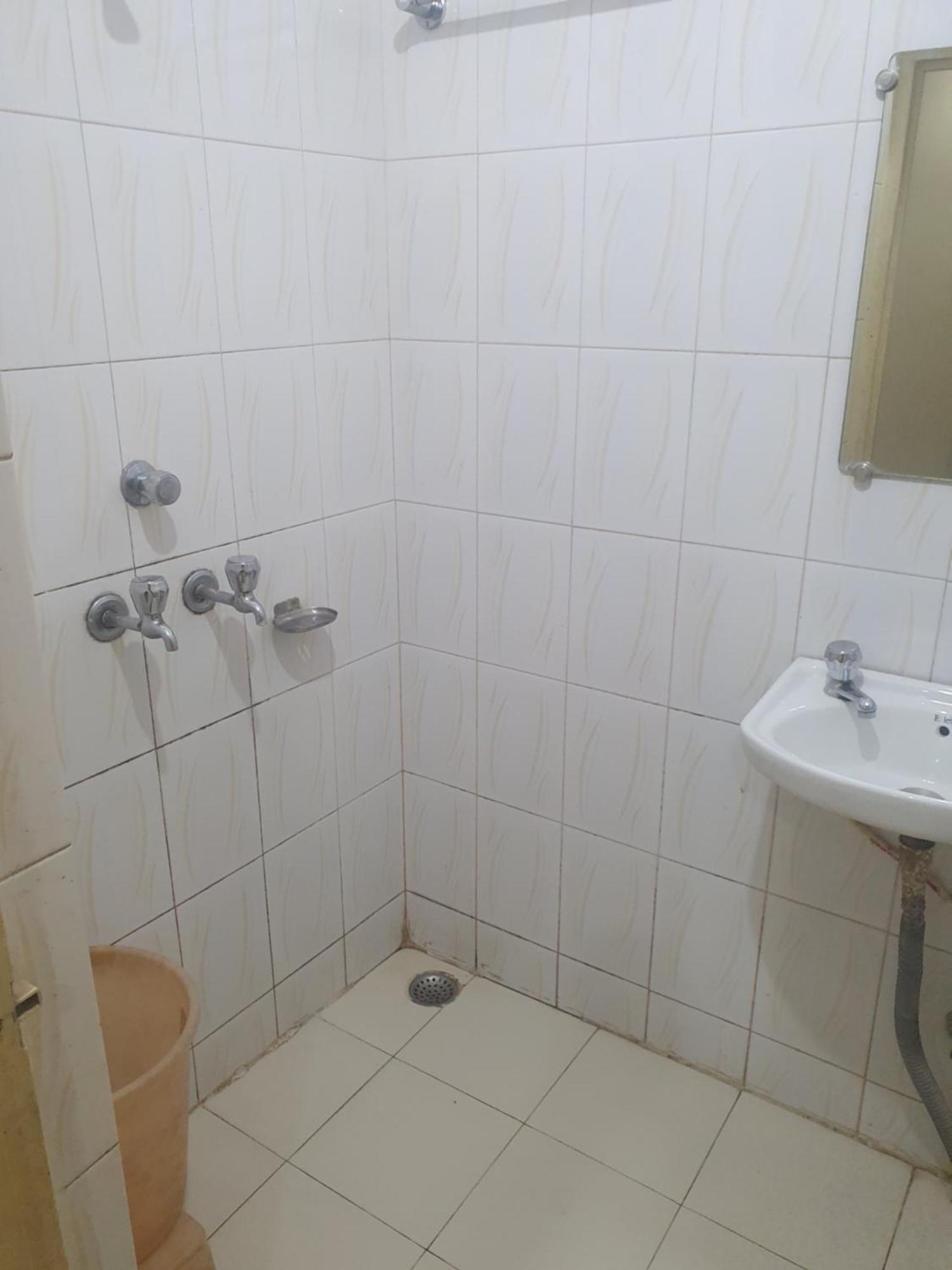 Hotel Anmol アンビカプル 部屋 写真
